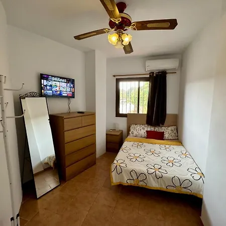 Casa De 5 Cerca De La Playa En Elviria * Marbella