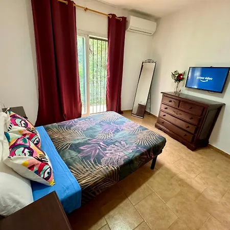 Holiday home Casa De 5 Cerca De La Playa En Elviria *